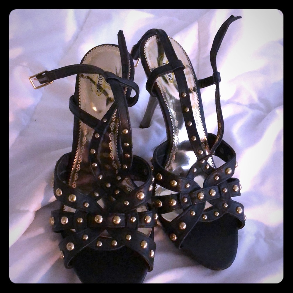 Never worn sandals